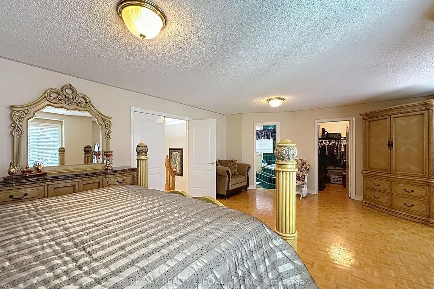 9 Siesta Court photo 5