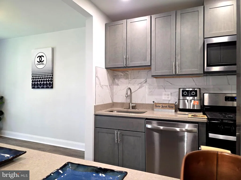 Additional image 8 of 3853 Saint Barnabas Road Unit 102, Suitland, MD 20746