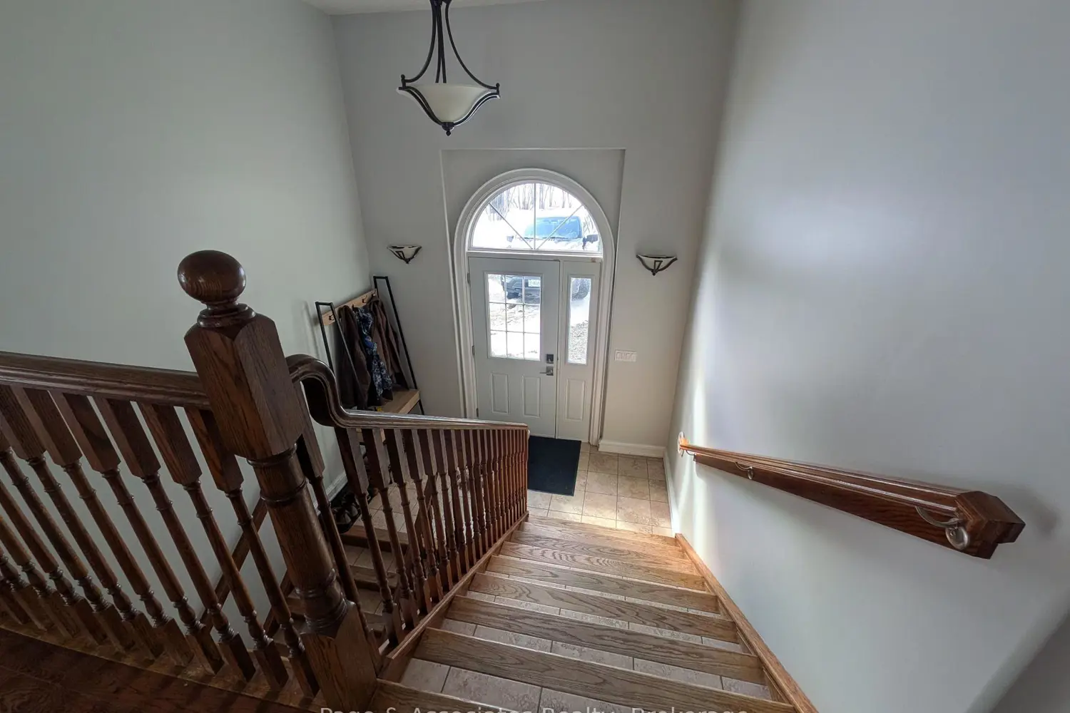 976 Levac Road photo 5
