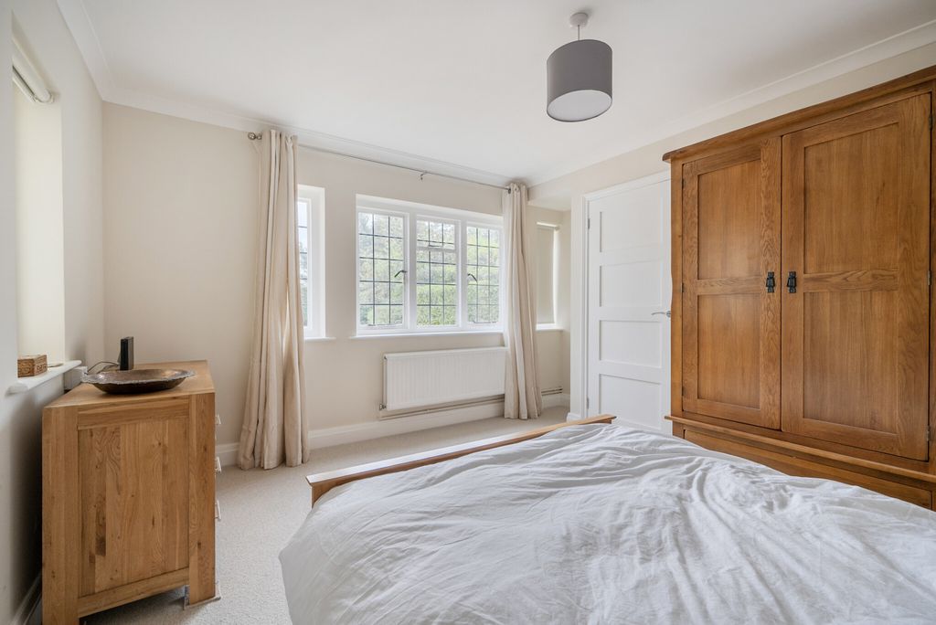 Additional image 24 of 6 bed detached house for saleGreys Road, Henley-On-Thames, Oxfordshire RG9