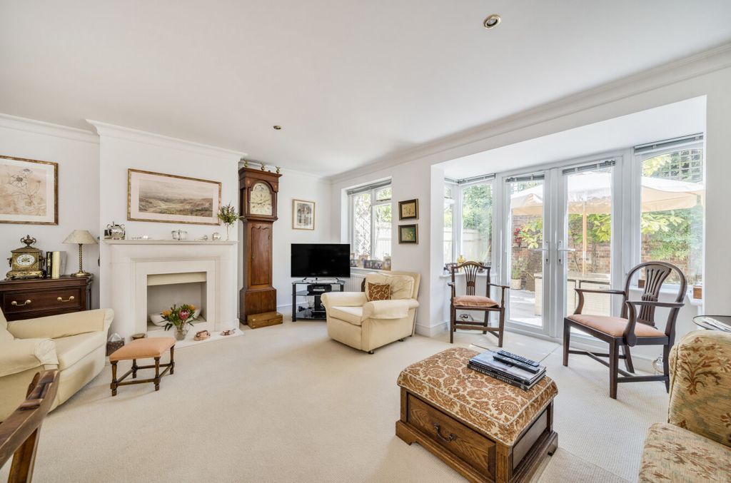 Additional image 3 of 2 bed end terrace house for saleCollege Hill, Haslemere, Surrey GU27