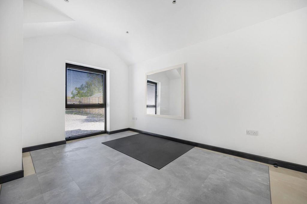 Additional image 15 of 5 bed detached house for saleMakins Road, Henley-On-Thames RG9