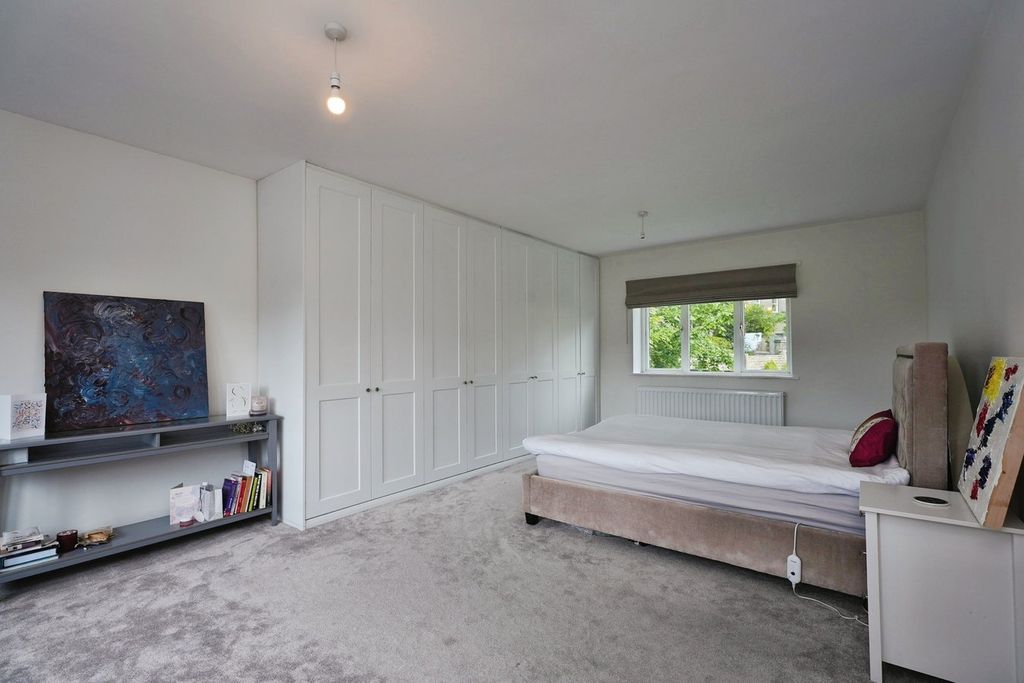 Additional image 13 of 5 bed detached house for saleBroomfield Avenue, Halifax HX3