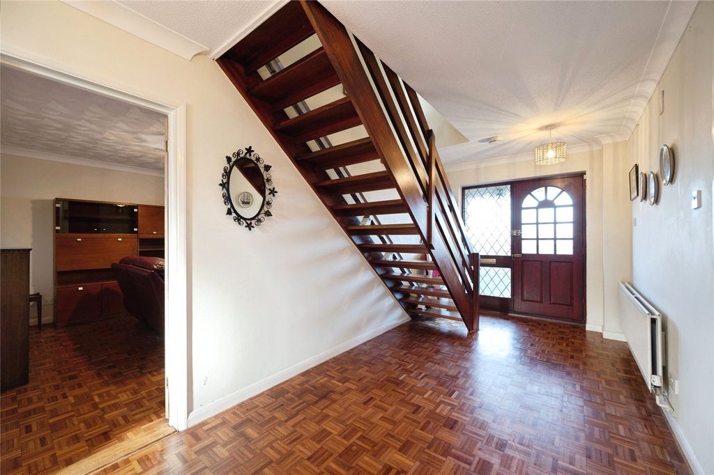 Additional image 2 of 4 bed detached house for saleMarine Walk, Hayling Island, Hampshire PO11