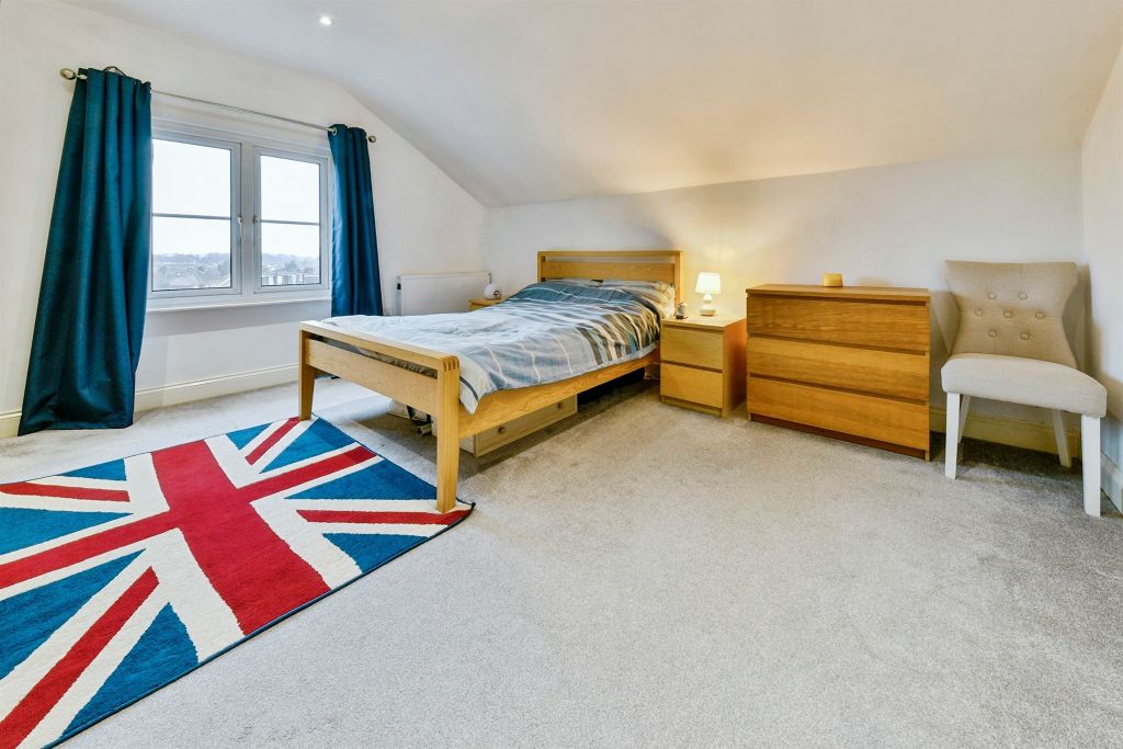 Additional image 14 of 2 bed flat for saleNew Road, Hertford SG14