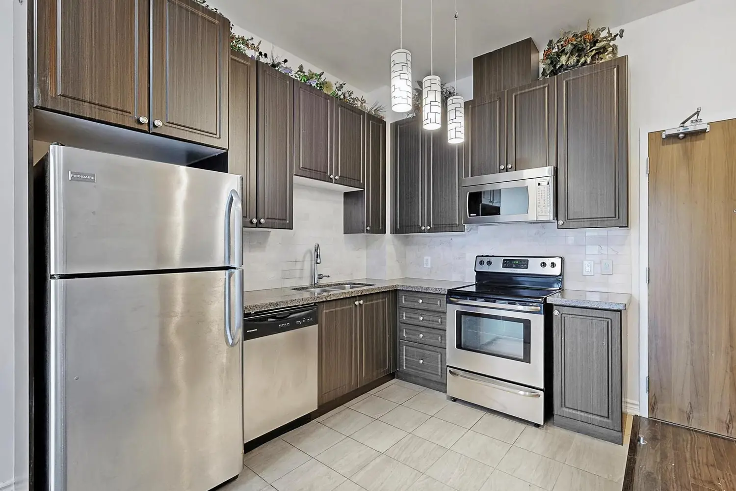 Additional image 12 of 8323 Kennedy Road 120