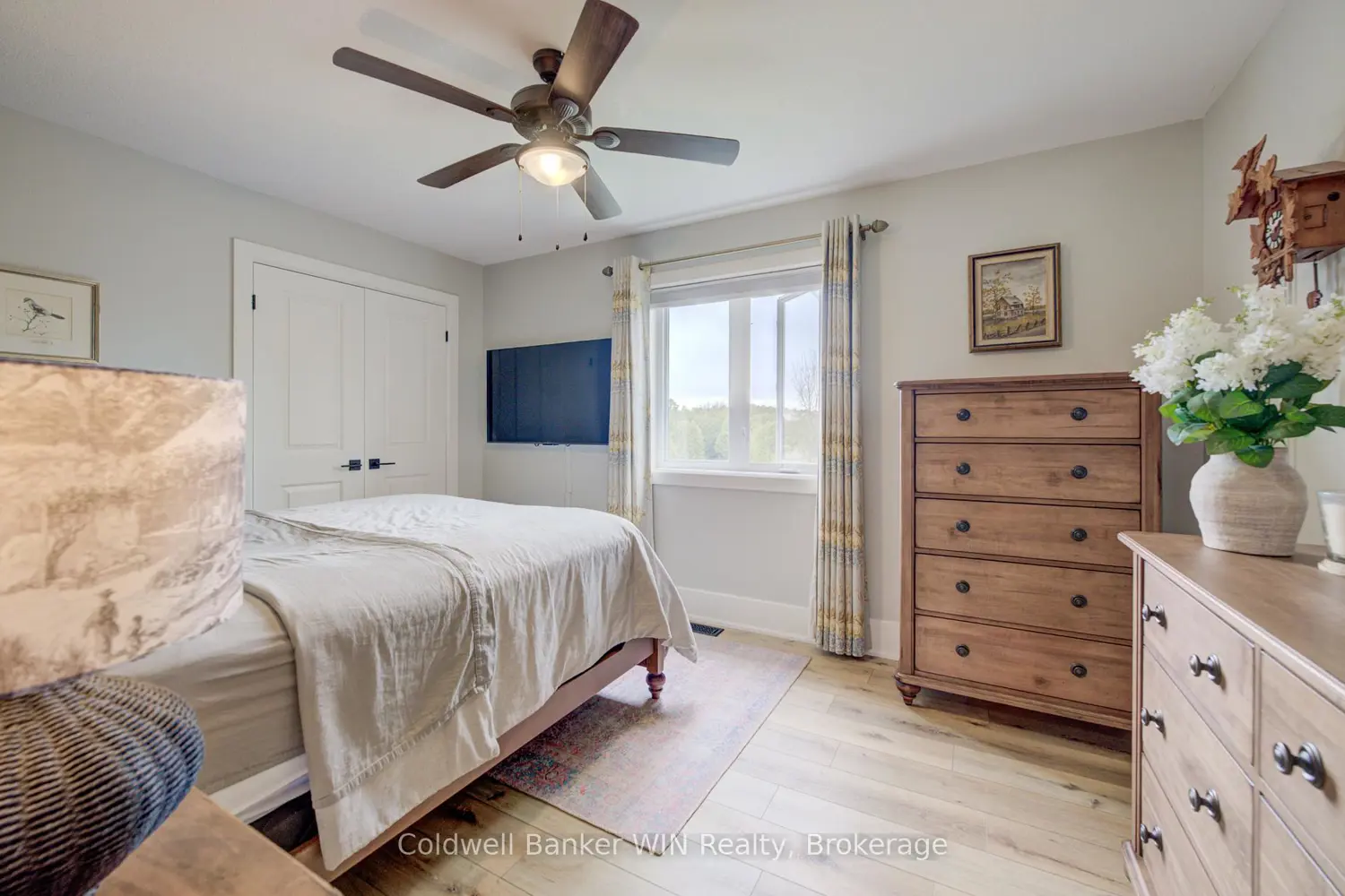 224 Djay Crescent photo 3