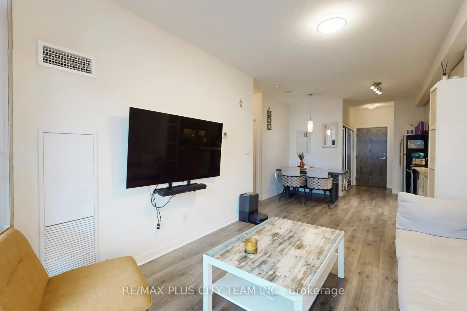 Additional image 6 of 33 Bay Street 2902