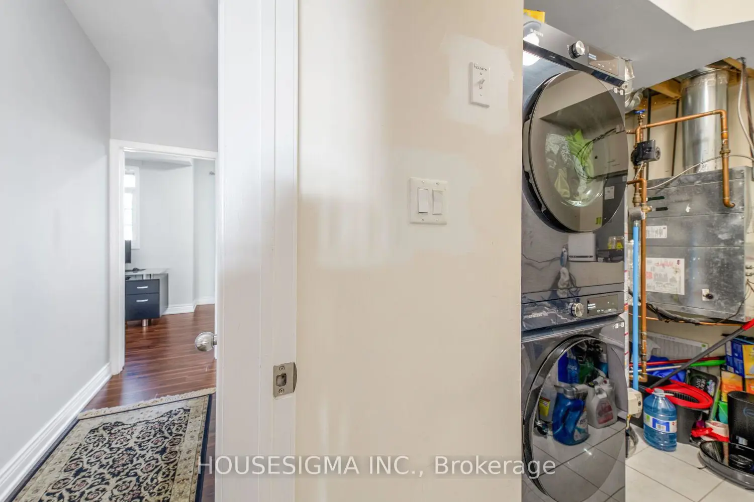 18 Lovegrove Lane photo 2