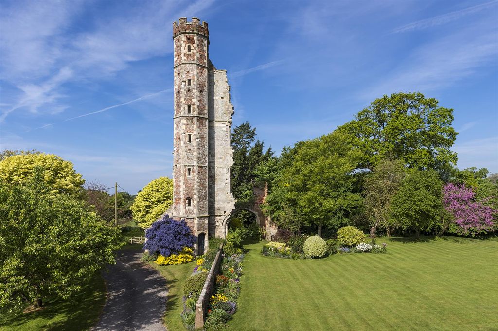 Additional image 13 of 7 bed detached house for saleChurch Lane, Warblington, Hampshire PO9