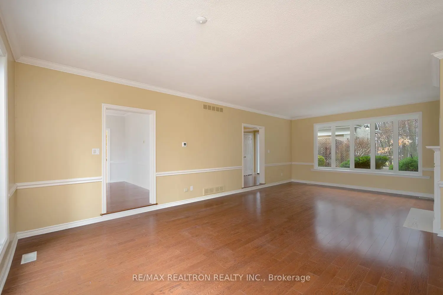 Additional image 12 of 462 Beacon Hall Drive