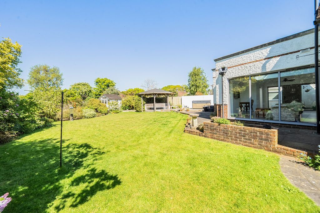 Additional image 32 of 4 bed detached house for saleSt Catherines Road, Hayling Island PO11