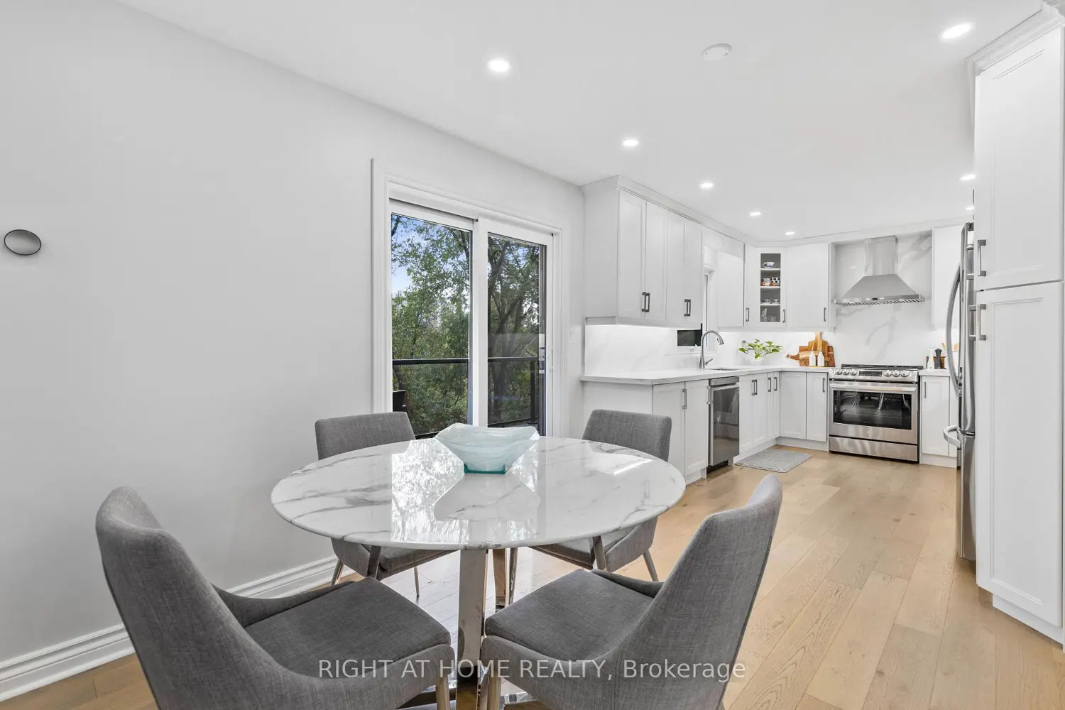 23 Riverview Boulevard photo 5