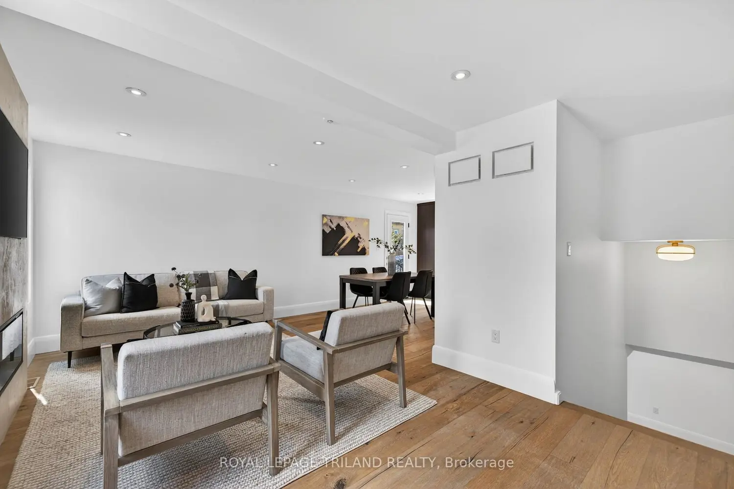 14 Lundy Lane photo 2