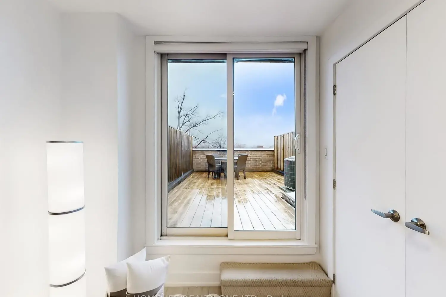 Additional image 17 of 1076 Lansdowne Avenue