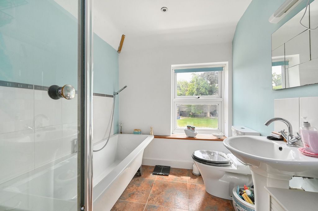 Additional image 4 of 4 bed detached house for saleNewtons Hill, Hartfield TN7