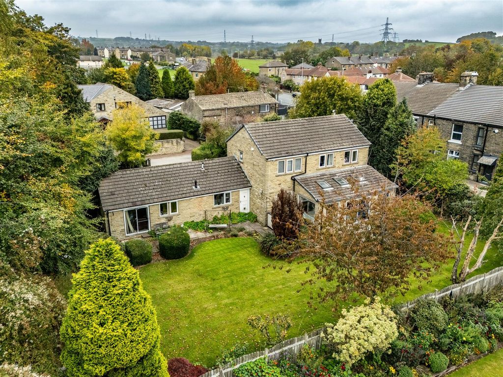 Additional image 2 of 5 bed detached house for saleLanglea Terrace, Hipperholme, Halifax HX3