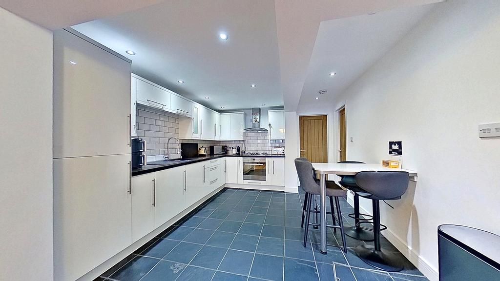 Additional image 7 of 2 bed flat for saleHigh Street, Herne Bay CT6