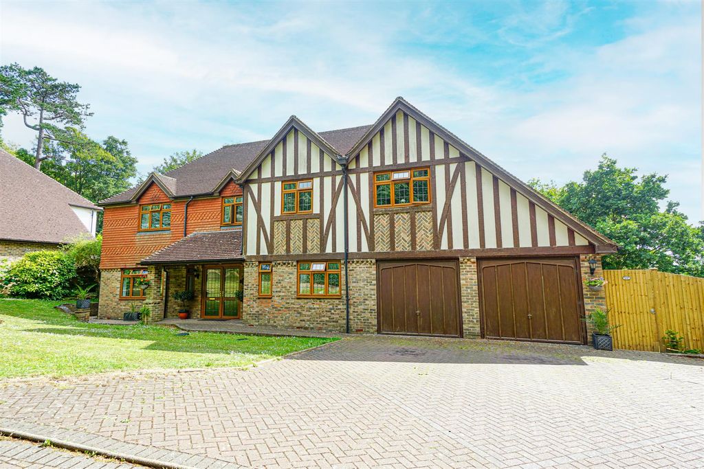 6 bed detached house for saleSt Helens Park Road, Hastings TN34