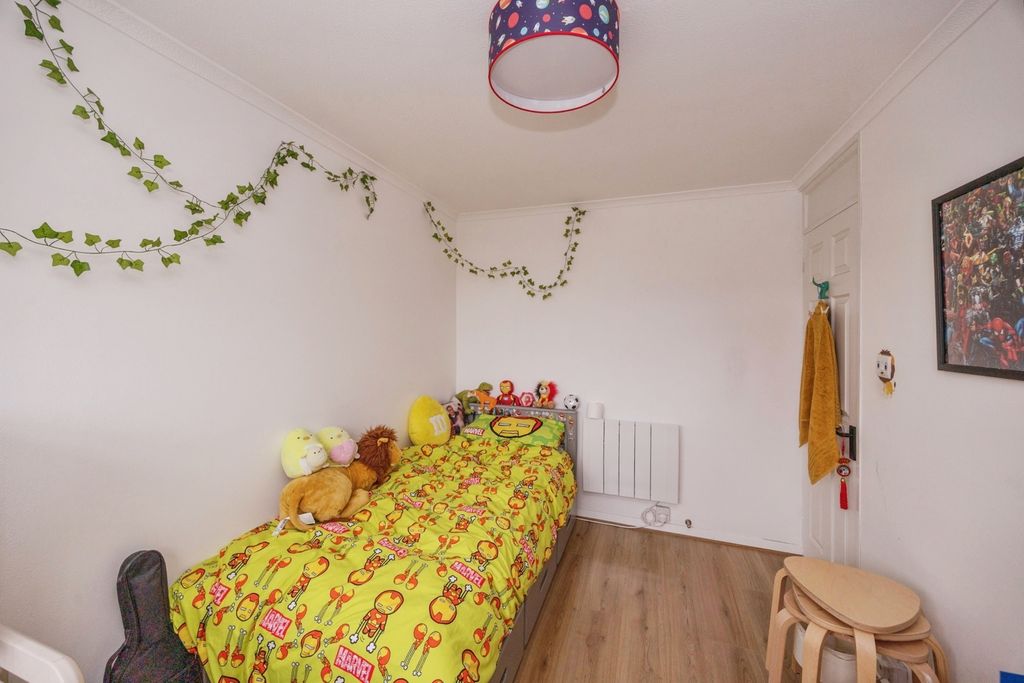 Additional image 13 of 3 bed flat for saleChidham Close, Havant, Hampshire PO9