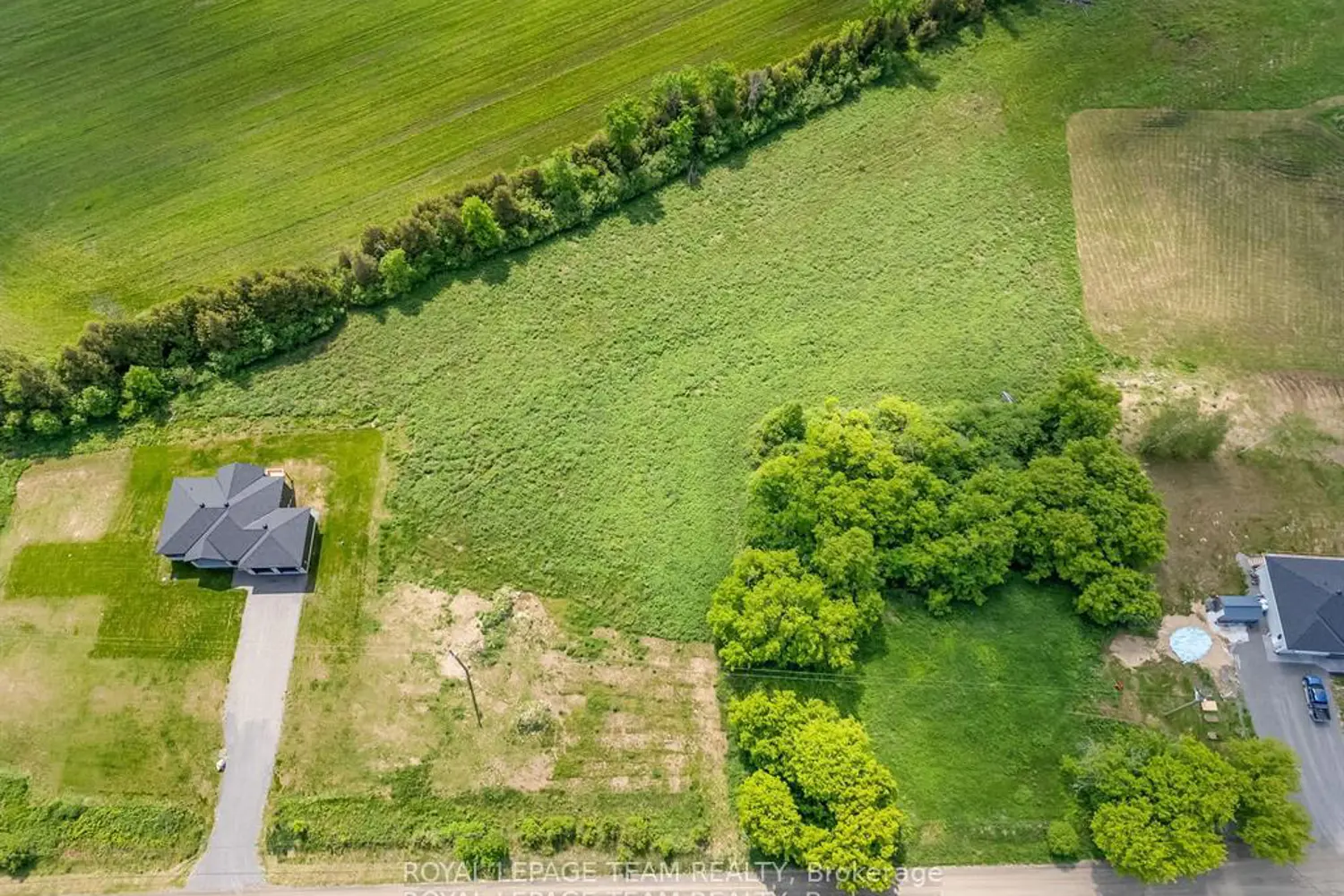 475 Pioneer Road photo 5