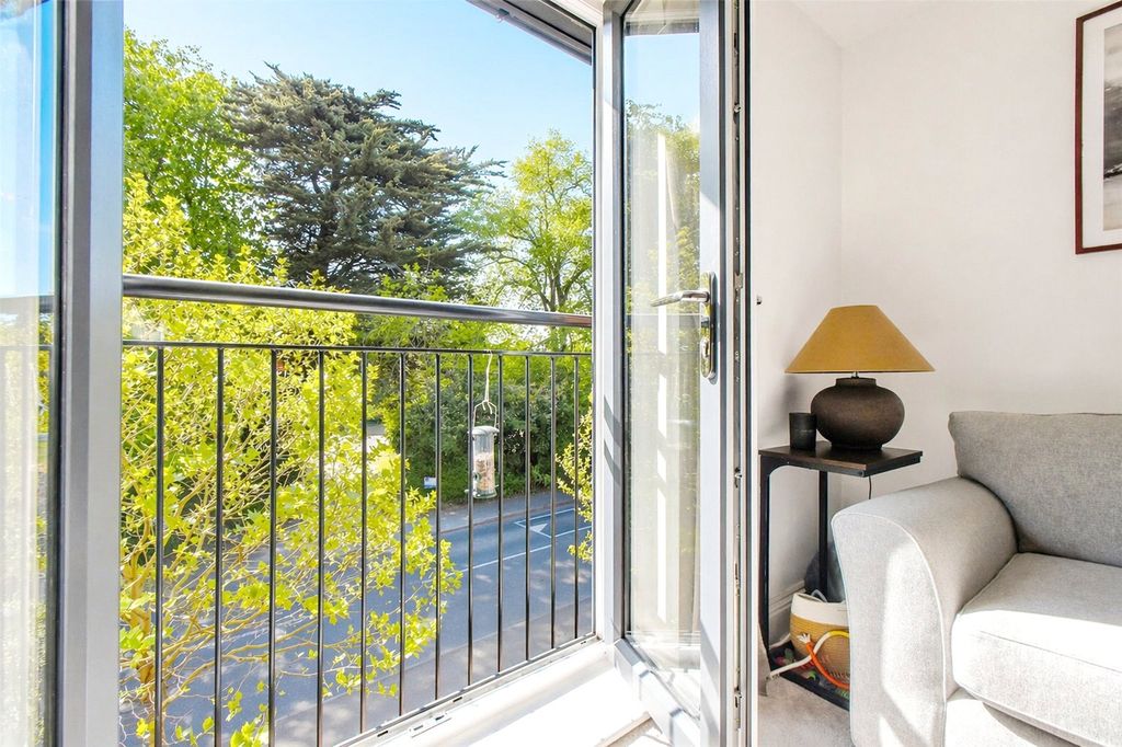 Additional image 2 of 2 bed flat for saleCarter Court, Hook, Hampshire RG27