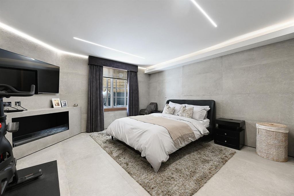 Additional image 11 of 3 bed flat for saleWest Hill, Harrow HA2