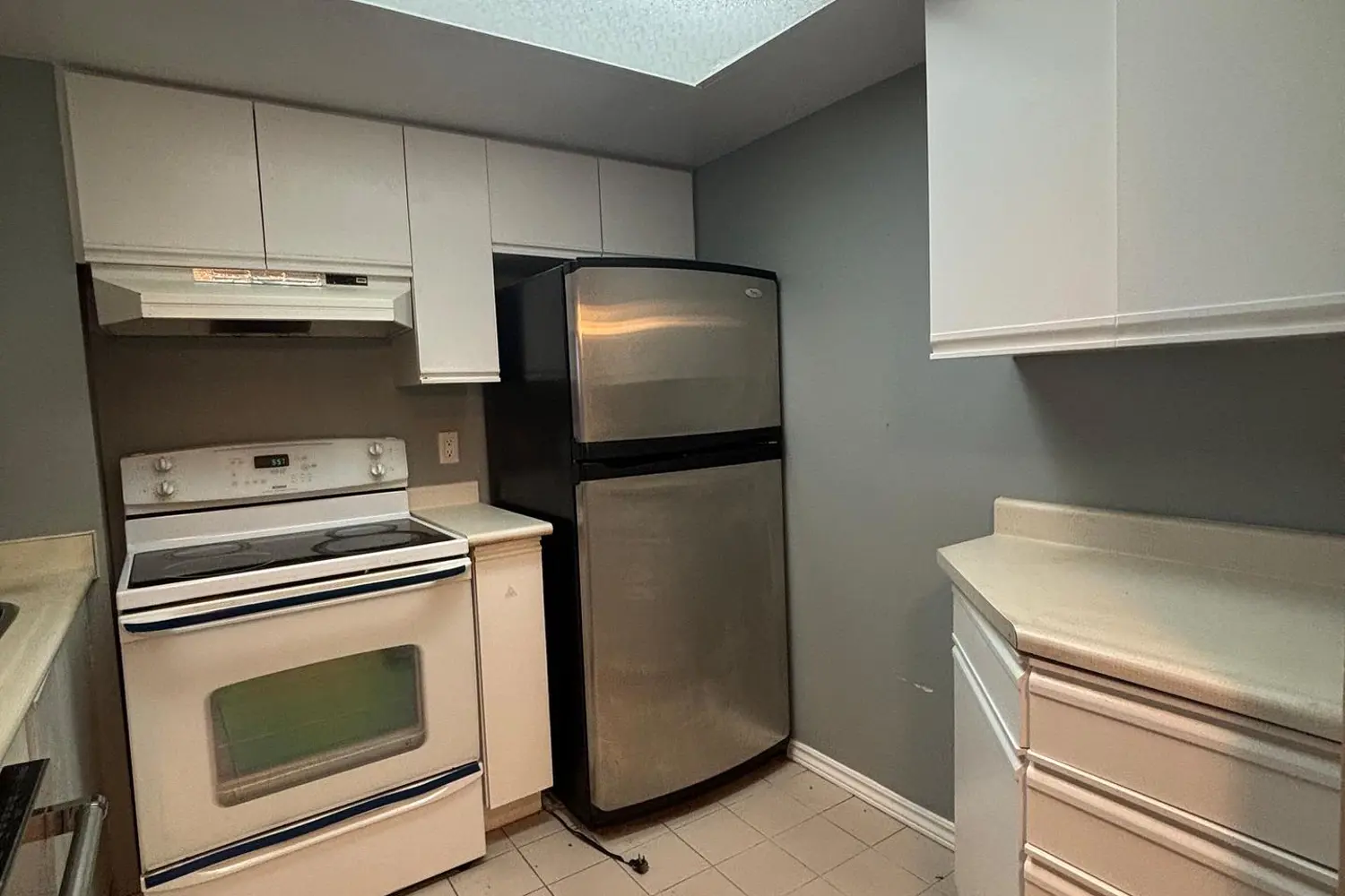 1470 Midland Avenue 1003 photo 3
