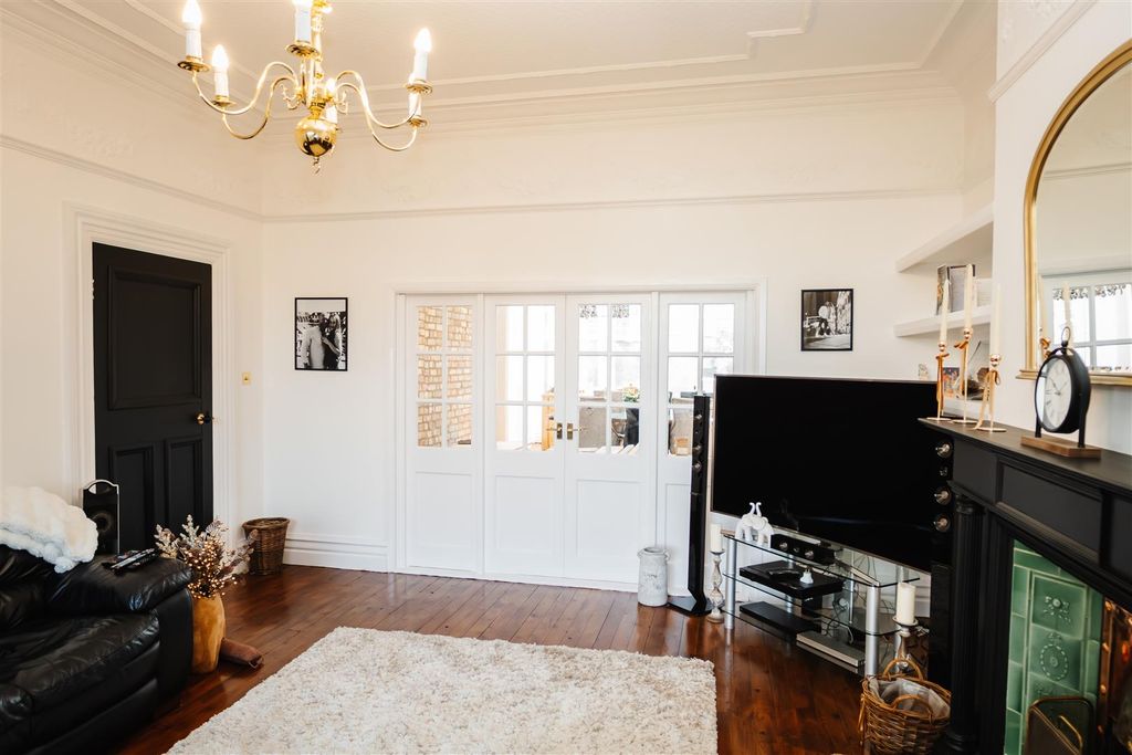Additional image 14 of 6 bed semi-detached house for saleFerriby Road, Hessle HU13