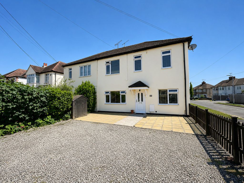 1 bed flat for saleGreensward Lane, Hockley SS5
