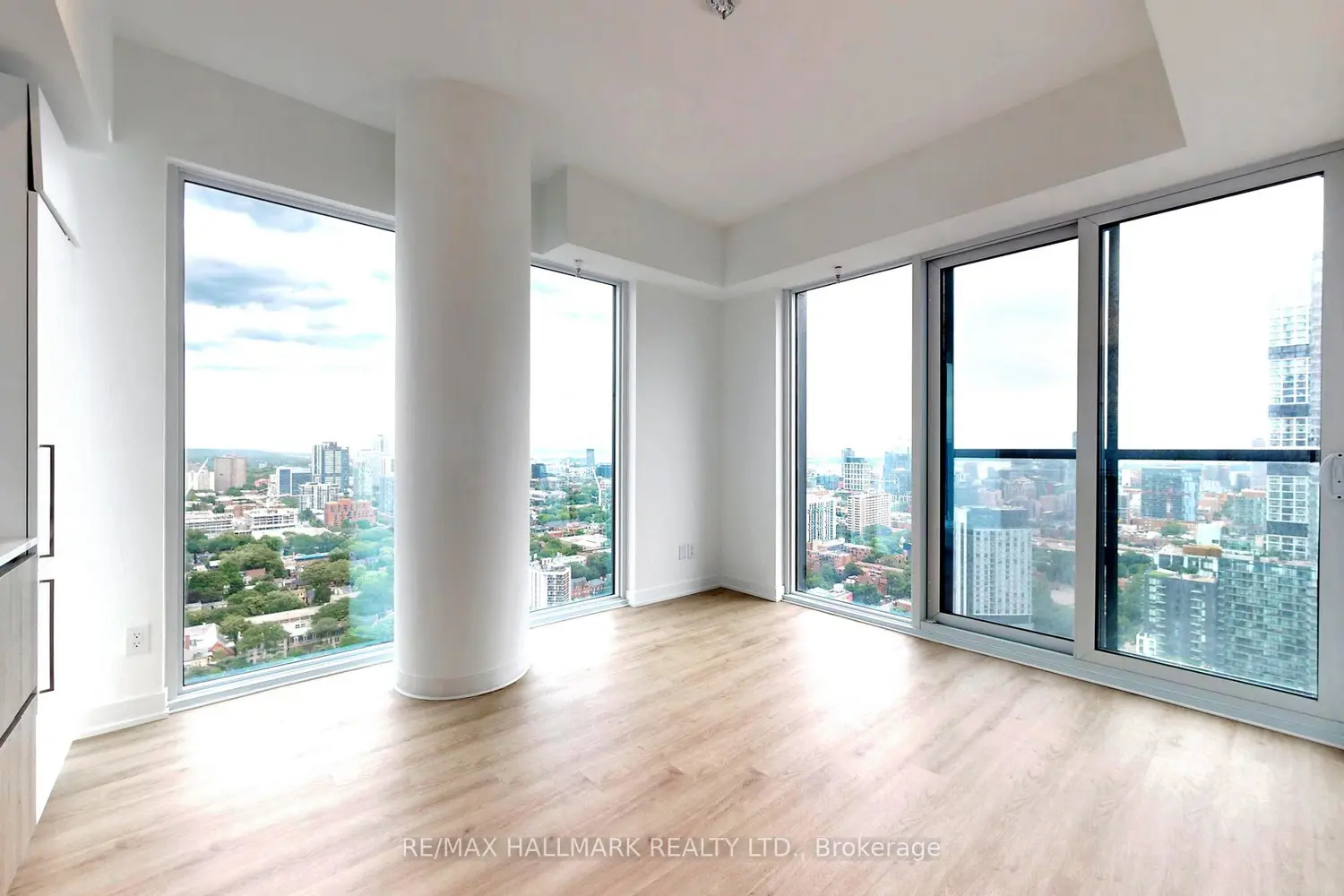 Additional image 13 of 319 Jarvis Street 3515