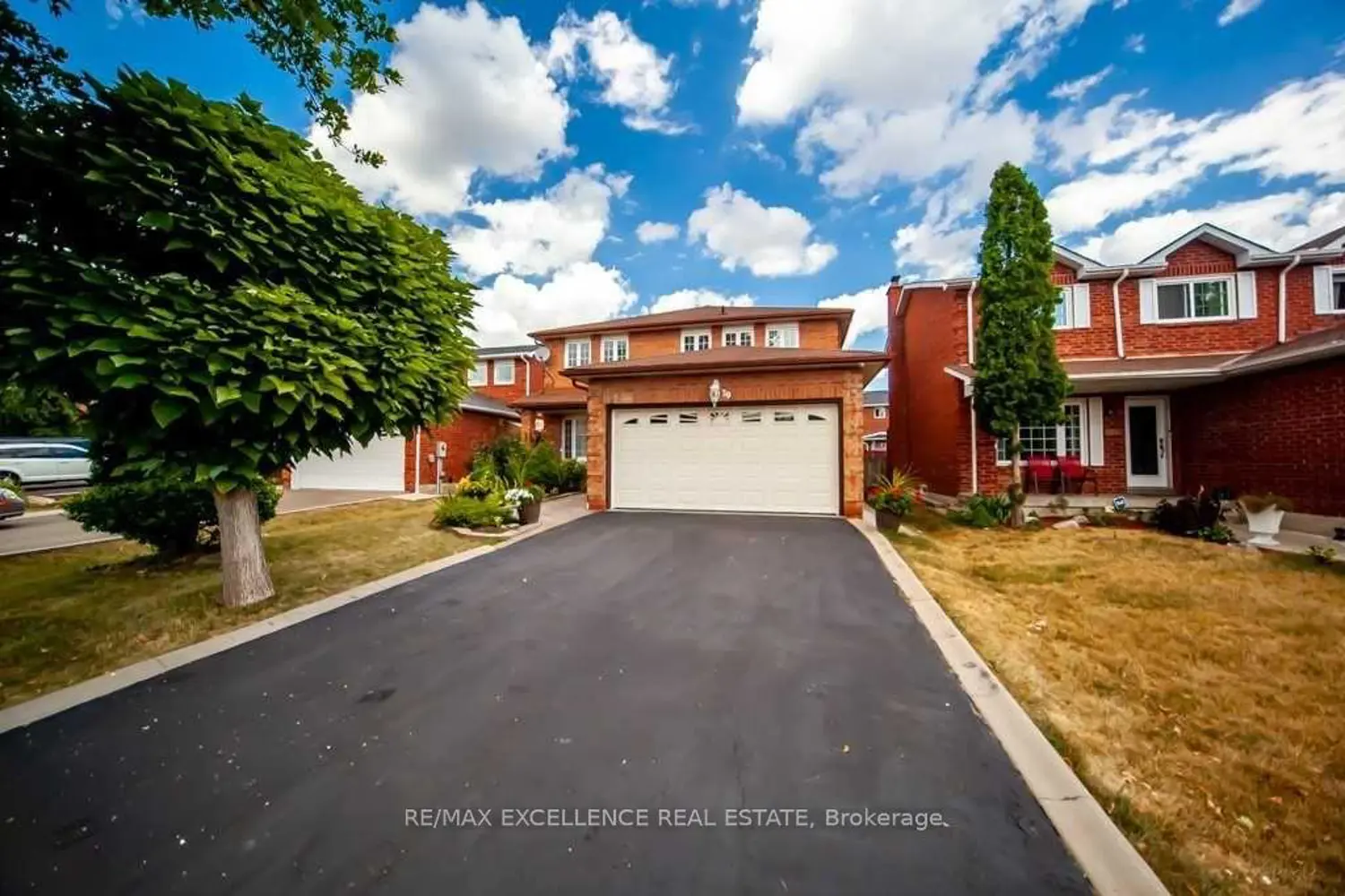 30 Ballycastle Crescent photo 2