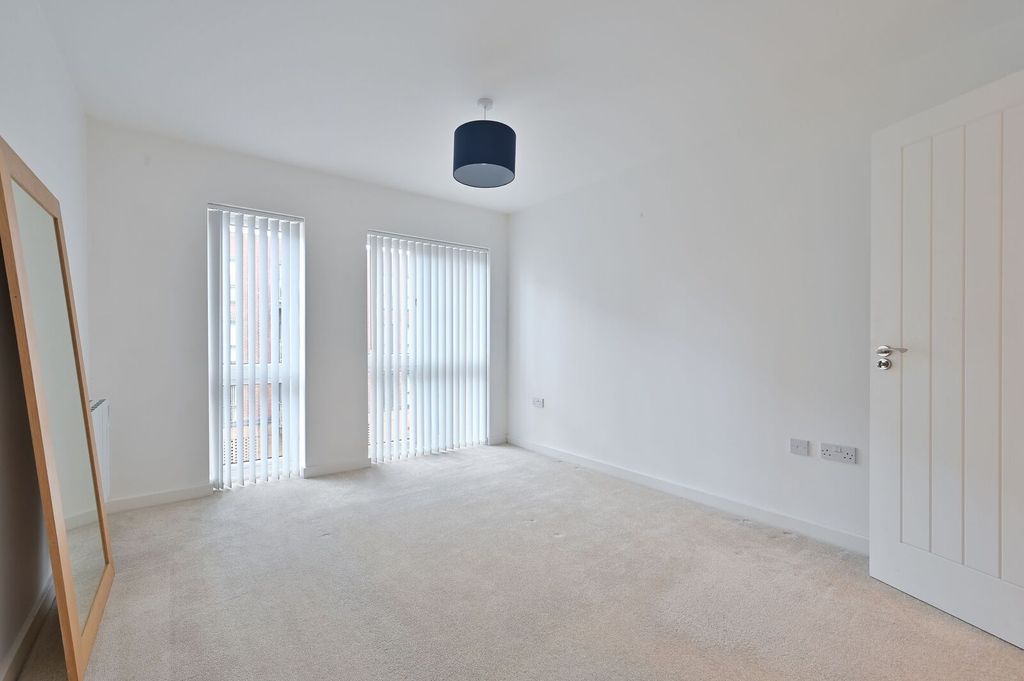 Additional image 5 of 2 bed flat for saleFrogmore Road, Hemel Hempstead HP3