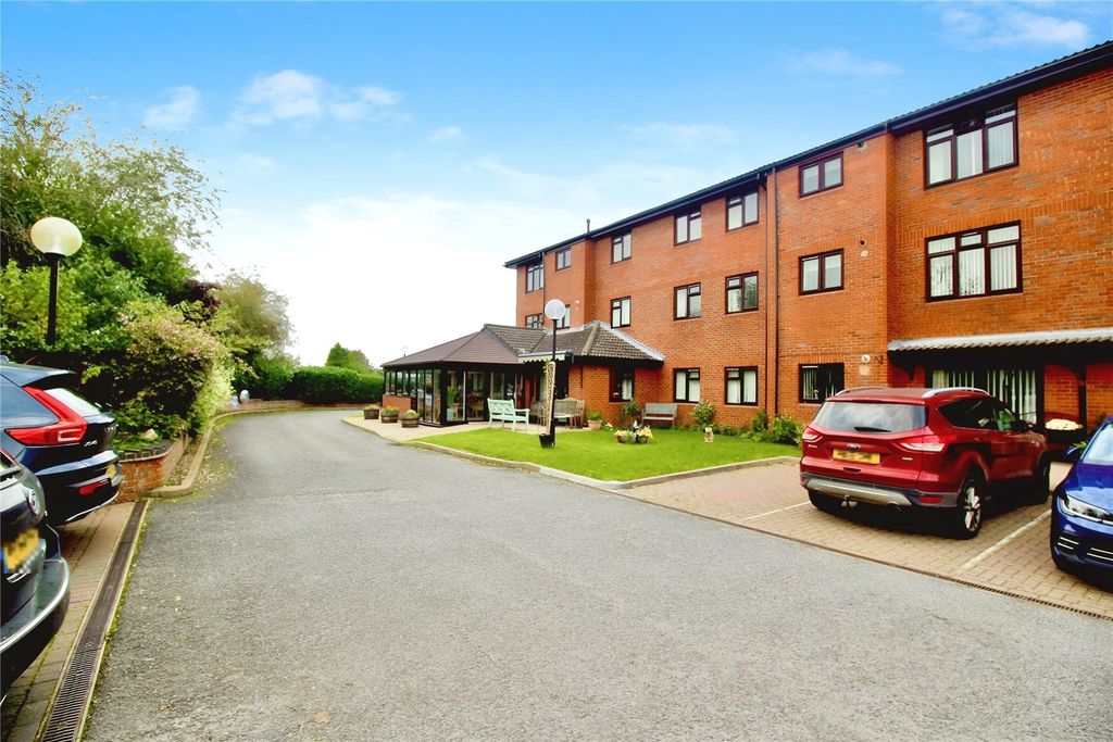 2 bed flat for saleAshby Road, Hinckley, Leicestershire LE10