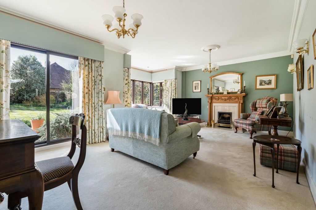 Additional image 2 of 5 bed detached house for saleGreen Lane, Henley-On-Thames RG9
