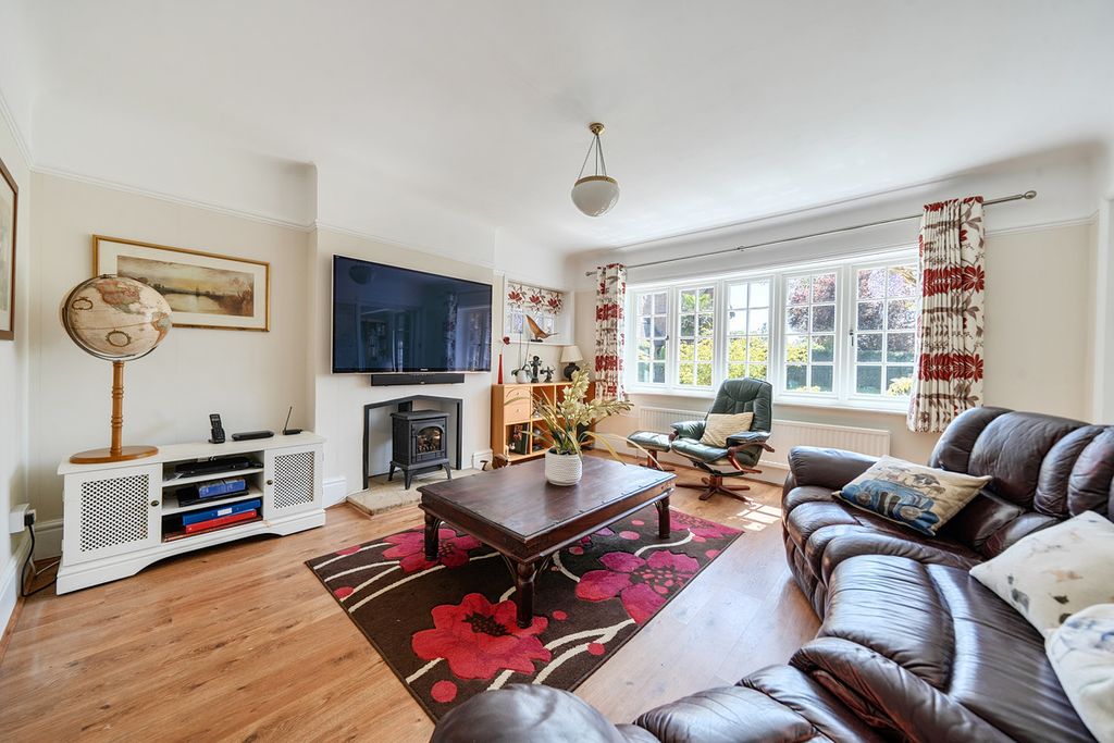 Additional image 11 of 4 bed detached house for saleSt Catherines Road, Hayling Island PO11