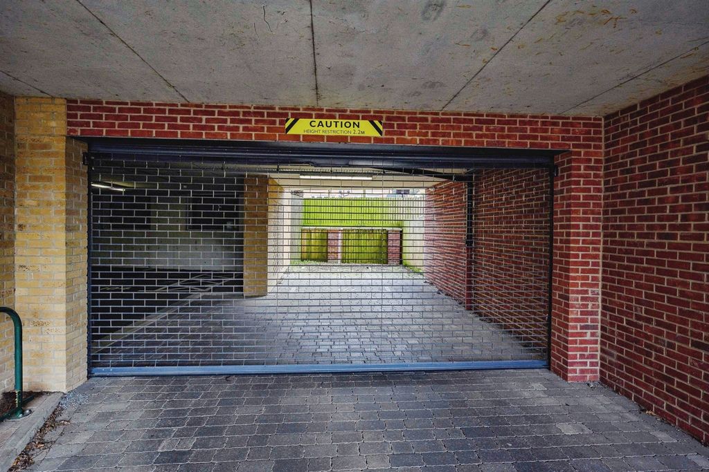 Additional image 14 of 2 bed flat for saleFrogmore Road, Hemel Hempstead HP3
