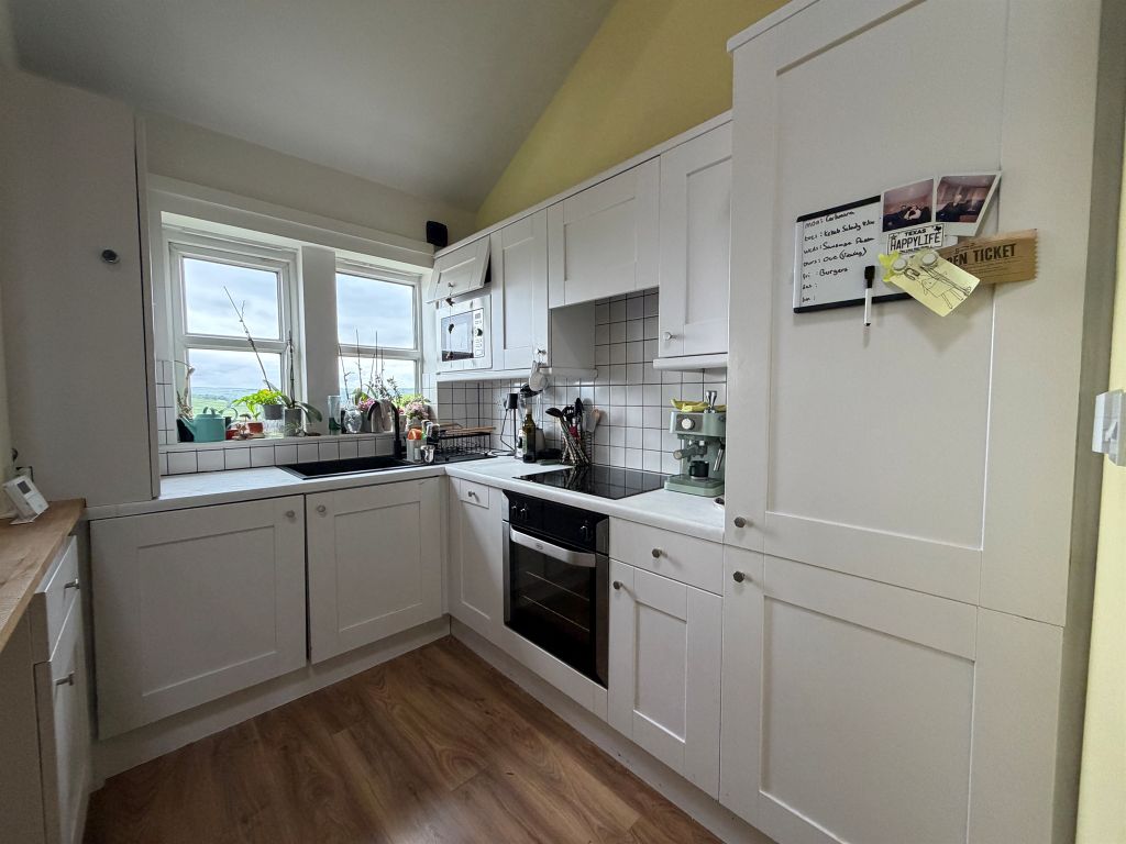 Additional image 3 of 3 bed flat for saleSkircoat Moor Road, Halifax HX3