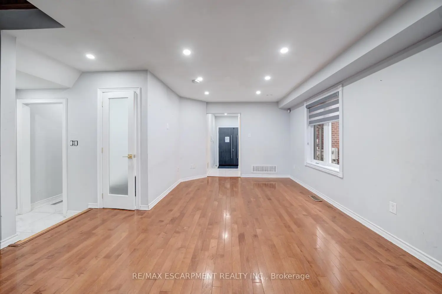 84 Andriana Crescent photo 2