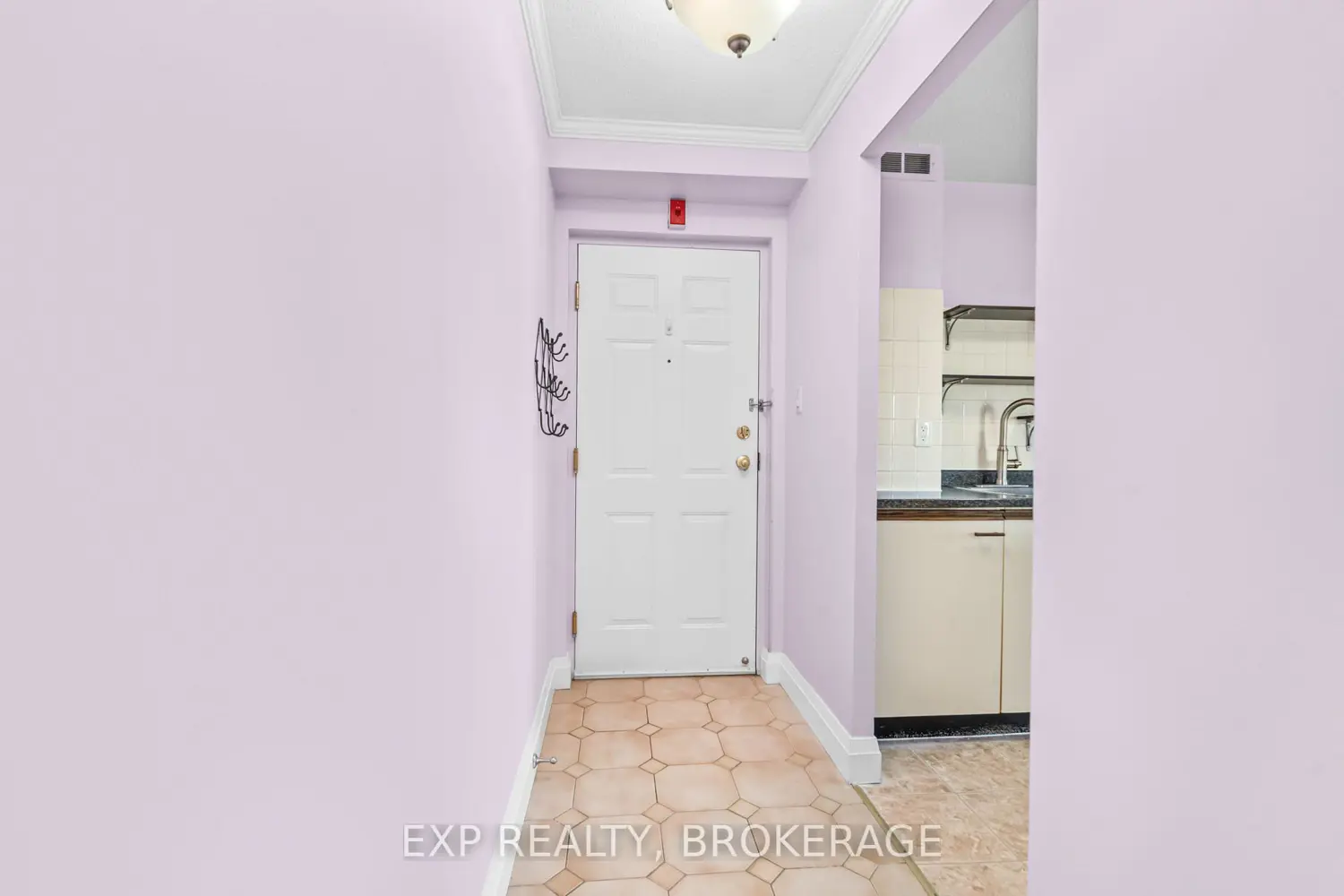 14 Greenview Drive 607 photo 2