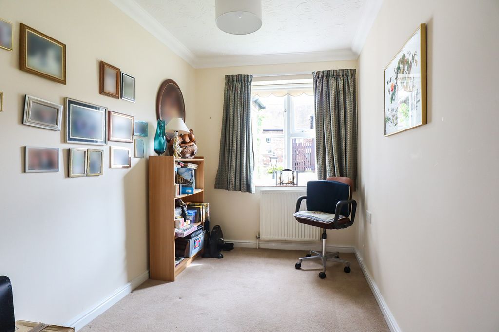 Additional image 6 of 2 bed flat for saleSun Lane, Harpenden AL5