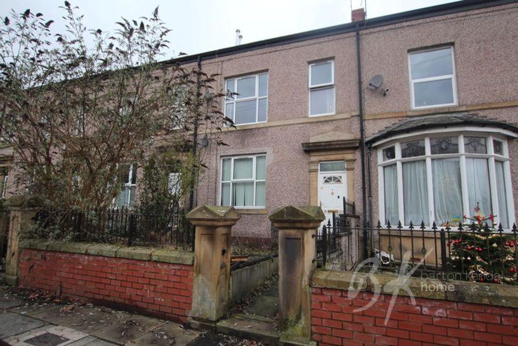 1 bed maisonette for saleManchester Road, Rochdale OL11