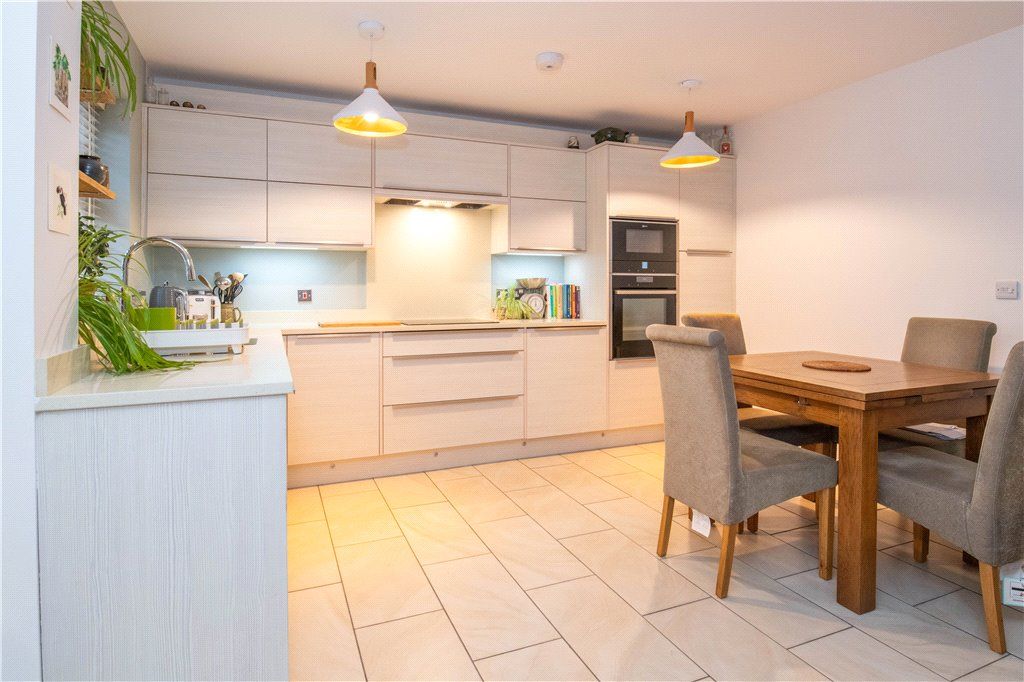 2 bed flat for saleLaundry Lane, Ingleton, Carnforth, North Yorkshire LA6 photo 3