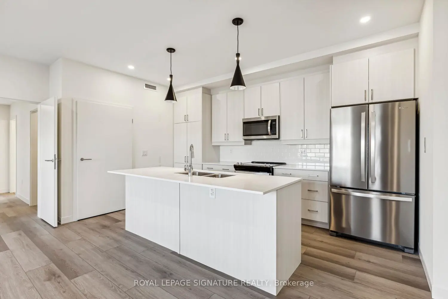 123 Lincoln Street 106 photo 3