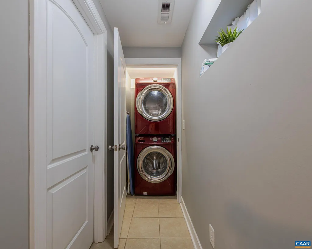 1304 Belleview Ave, Charlottesville, VA 22901