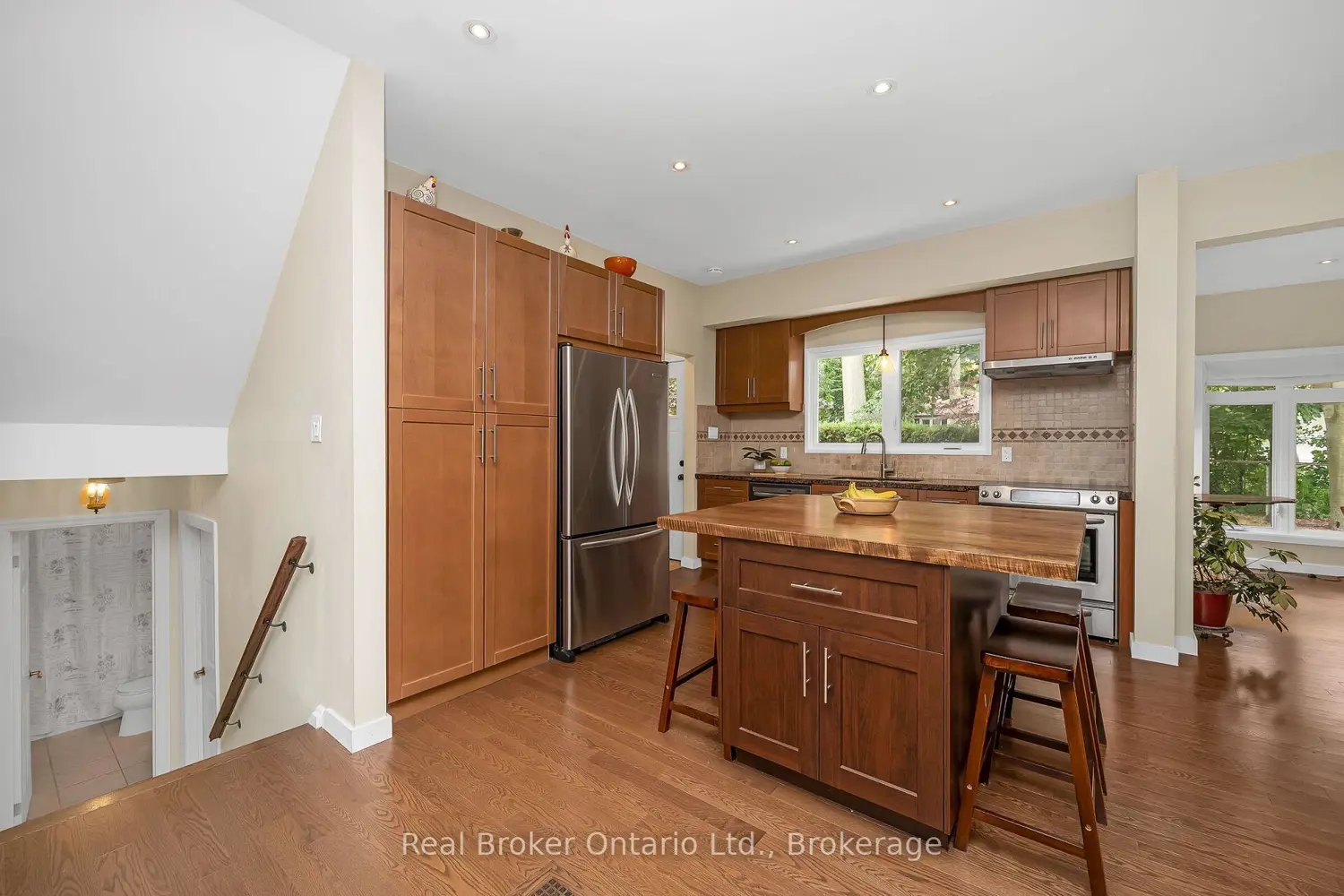 Additional image 8 of 285 Surrey Drive