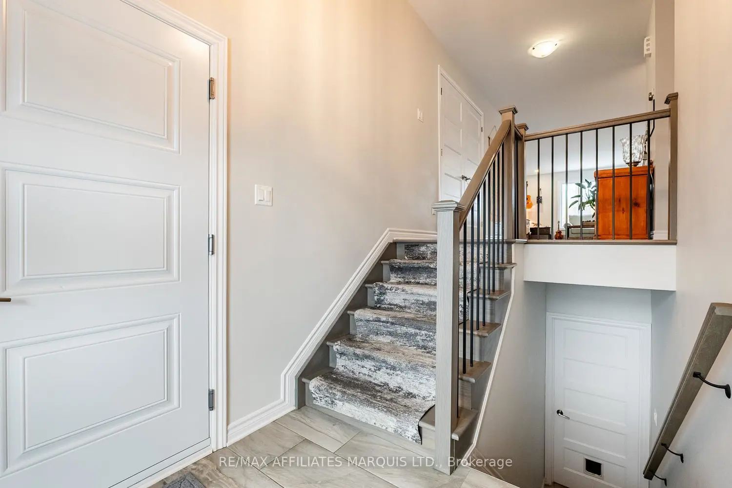 1108 Nicolas Crescent