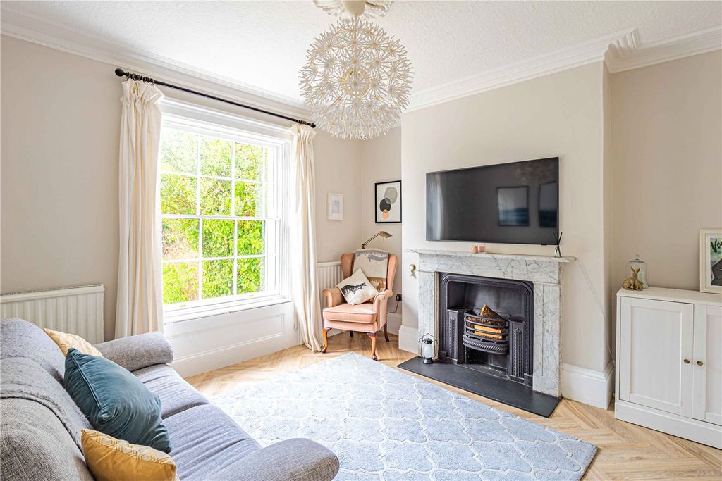 Additional image 9 of 4 bed semi-detached house for saleRoughdown Villas Road, Felden, Hemel Hempstead, Hertfordshire HP3