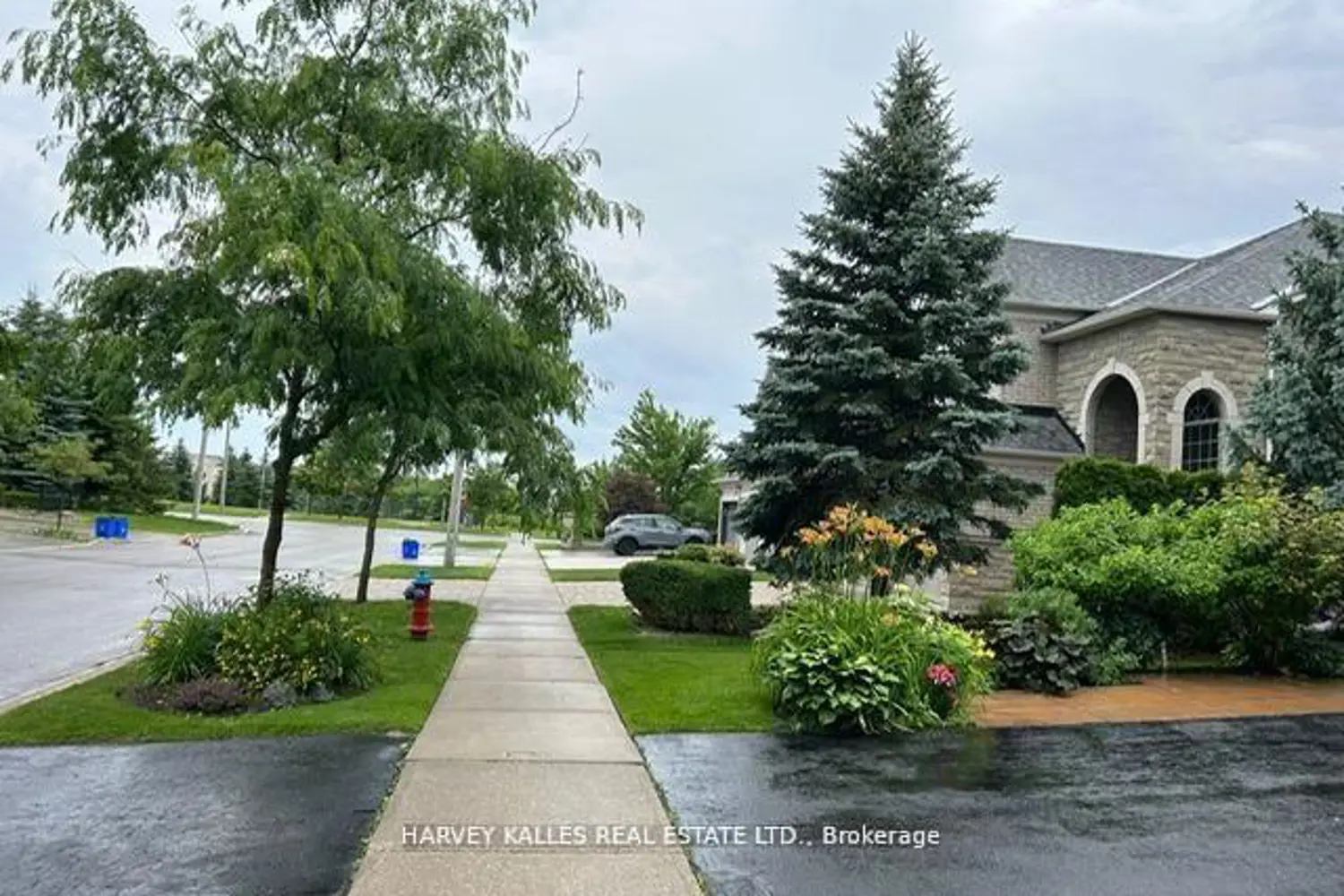 12 Barberry Crescent
