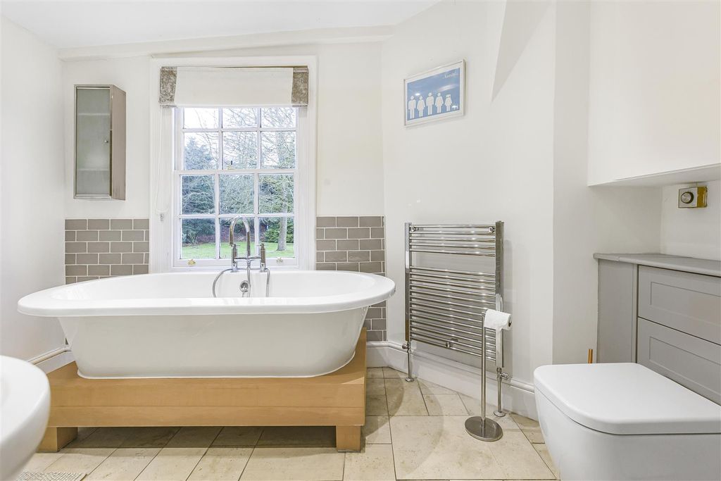 Additional image 25 of 6 bed detached house for saleHertingfordbury Road, Hertingfordbury, Hertford SG14